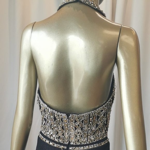 size 6 black formal gown - Picture 4 of 5